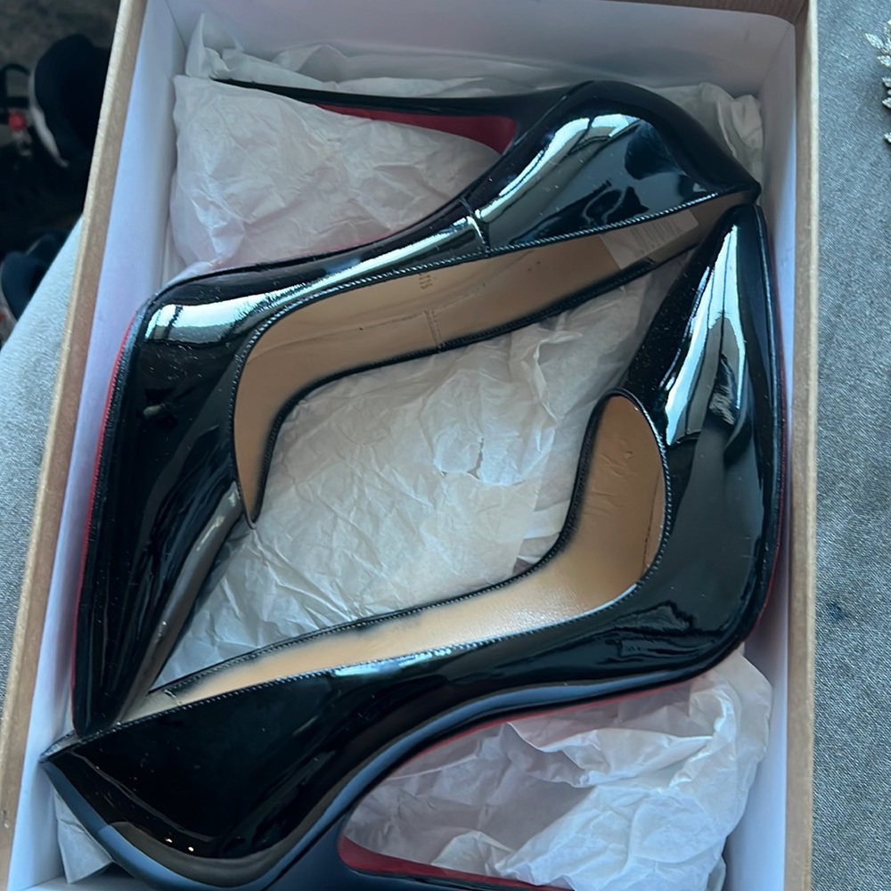 Christian Louboutin So Kates
